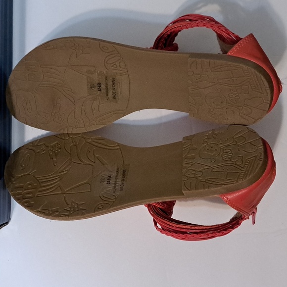 New Women's if Carrini Thong Sandals Coral color Sz 7.5 - Picture 6 of 8